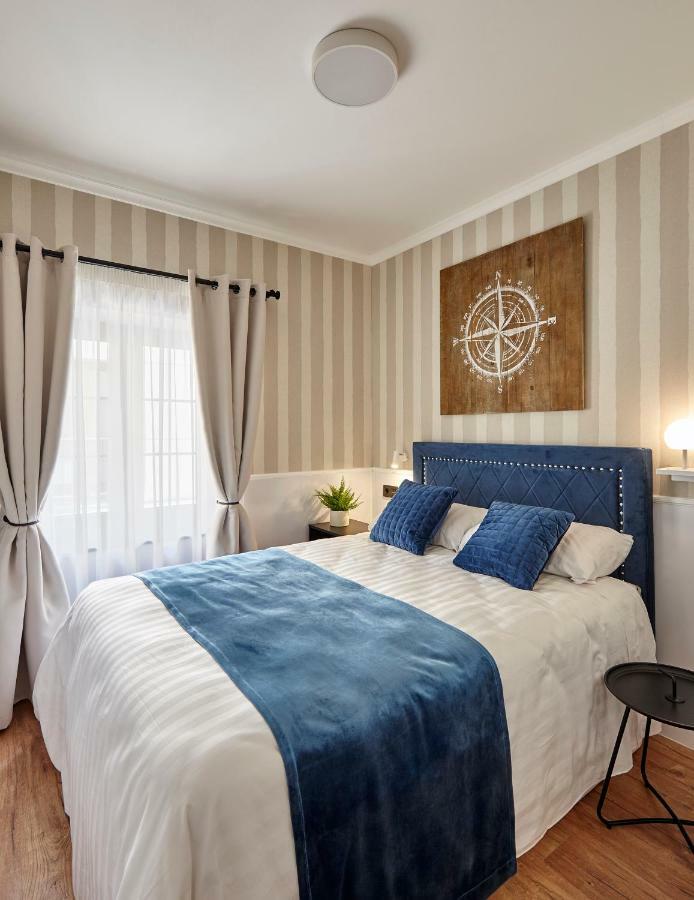 "Breeze" Aparthotel By Parrot'S House Lloret de Mar Ngoại thất bức ảnh
